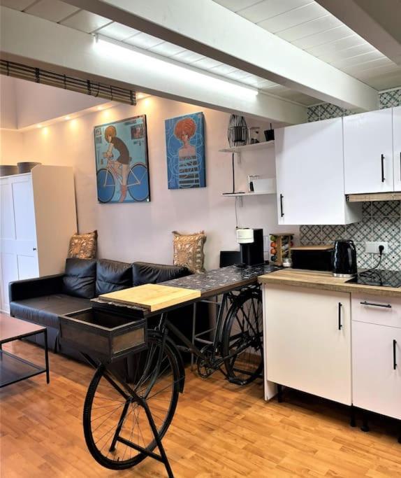Klimatyczny Loft I Egzotyczny Basen Διαμέρισμα Benalmádena Εξωτερικό φωτογραφία