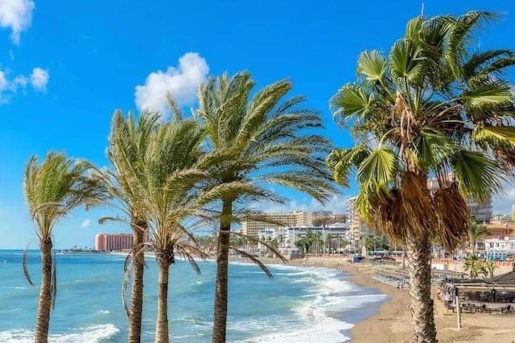 Klimatyczny Loft I Egzotyczny Basen Διαμέρισμα Benalmádena Εξωτερικό φωτογραφία