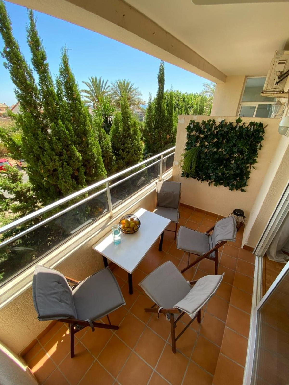 Klimatyczny Loft I Egzotyczny Basen Διαμέρισμα Benalmádena Εξωτερικό φωτογραφία